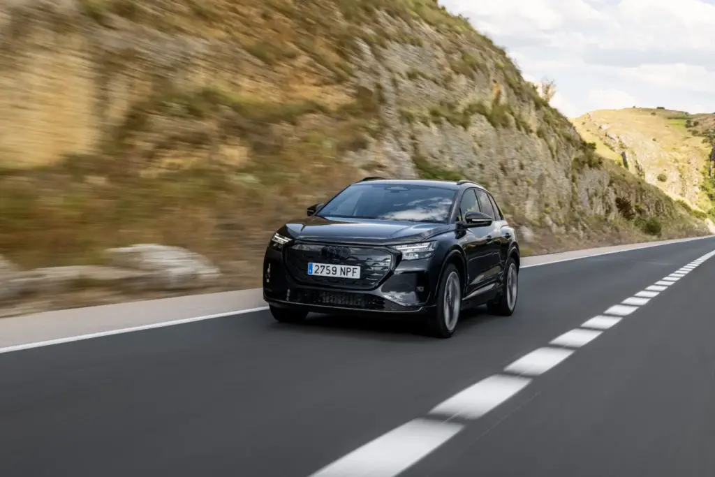 Conducimos el nuevo Audi Q4 e-tron: segundas partes son mejores 27 Motor16 AUDI Q4 ETRON SUV 2 Motor16
