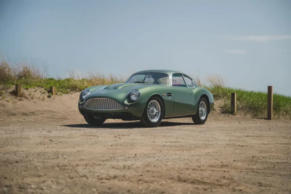 Aston Martin DB4 GT Zagato 1962 16 Motor16