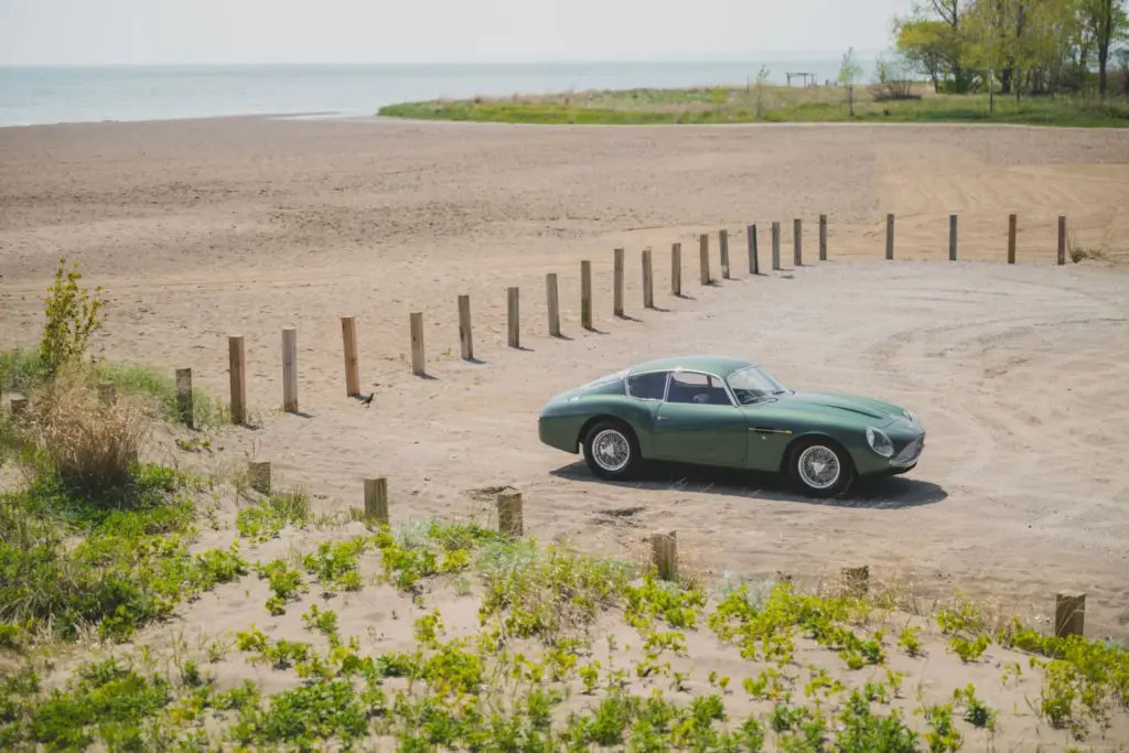 Aston Martin DB4 GT Zagato 1962 21 Motor16