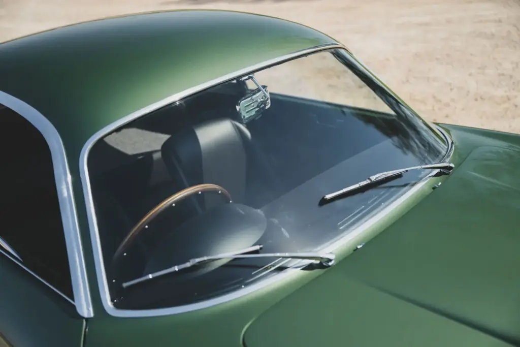Aston Martin DB4 GT Zagato 1962 31 Motor16