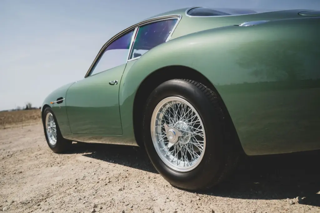Aston Martin DB4 GT Zagato 1962 34 Motor16