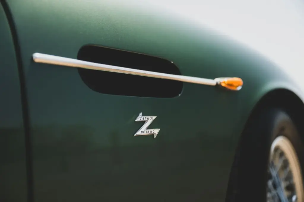 Aston Martin DB4 GT Zagato 1962 36 Motor16