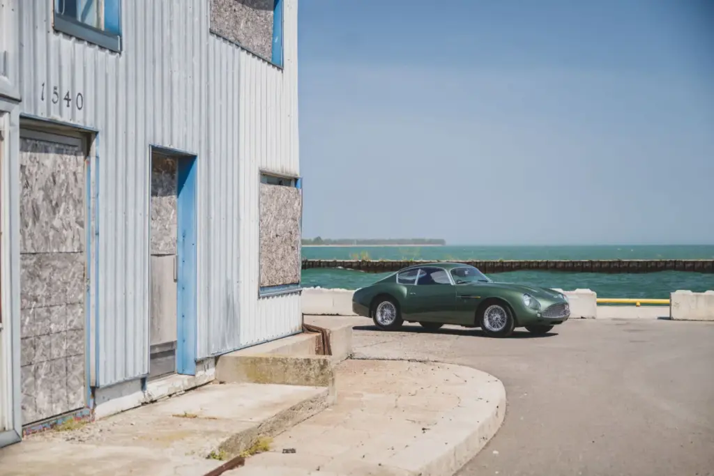 Aston Martin DB4 GT Zagato 1962 40 Motor16