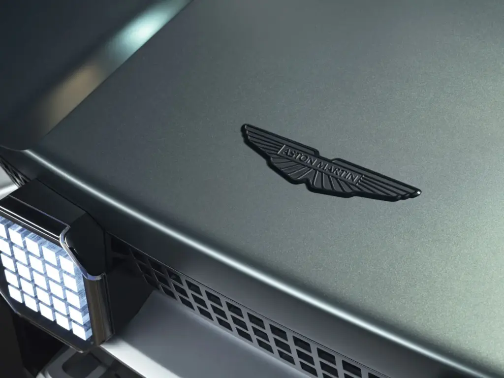 Aston Martin Dreadnought: el SUV militar que solo existe en el mundo virtual de Call of Duty 10 Motor16 Aston Martin Dreadnought 6 Motor16