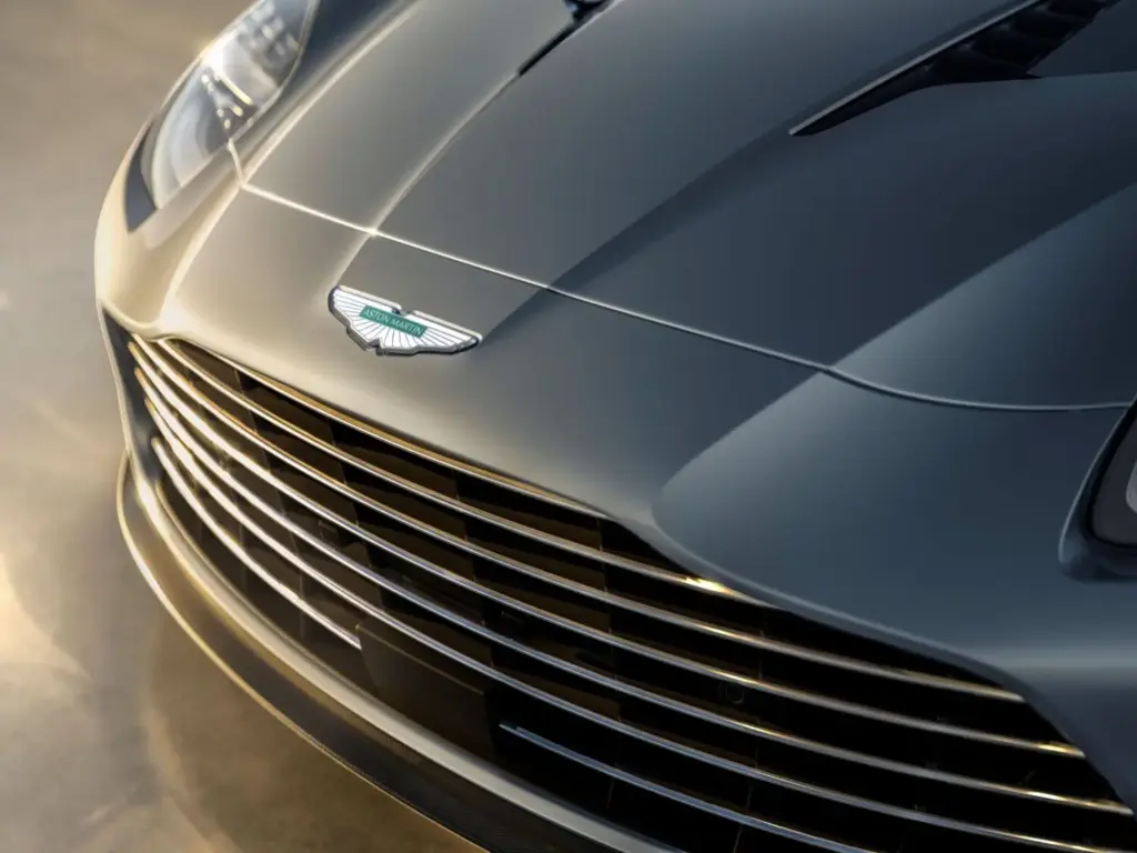 Aston Martin Vanquist 25 Aniversario 2 Motor16