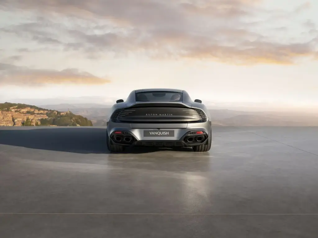 Aston Martin Vanquist 25 Aniversario 6 Motor16