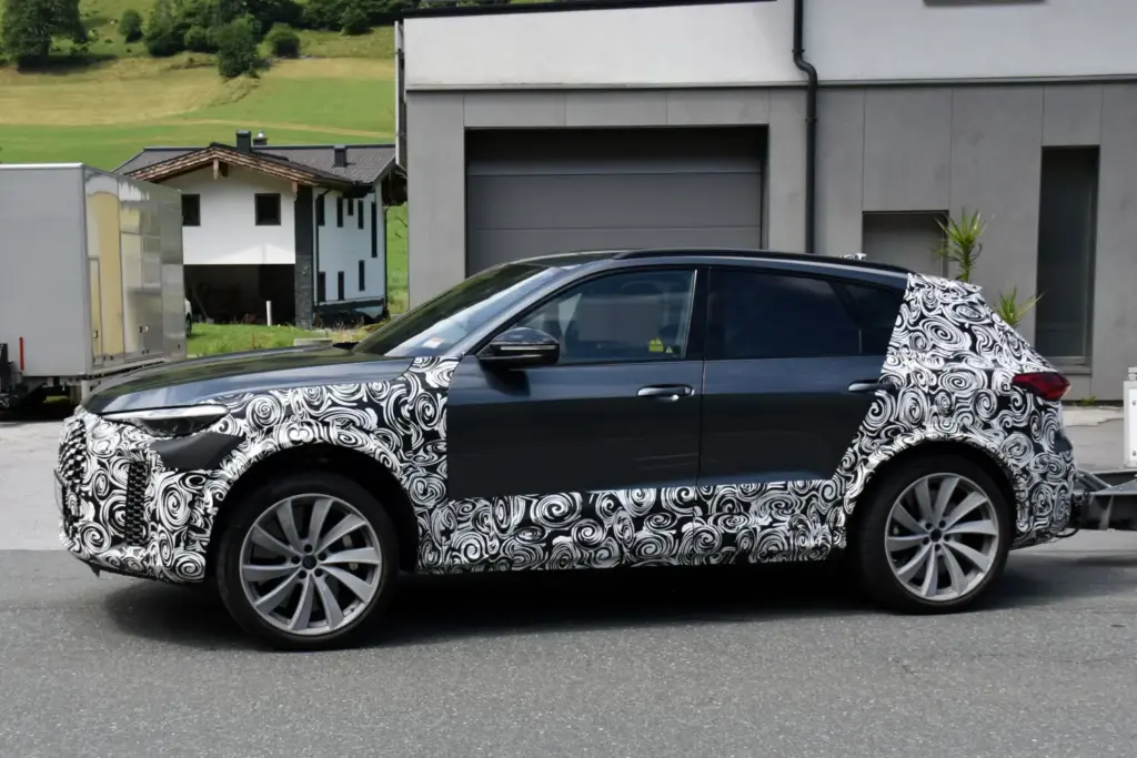 Audi RS Q5 2027 espia 12 Motor16