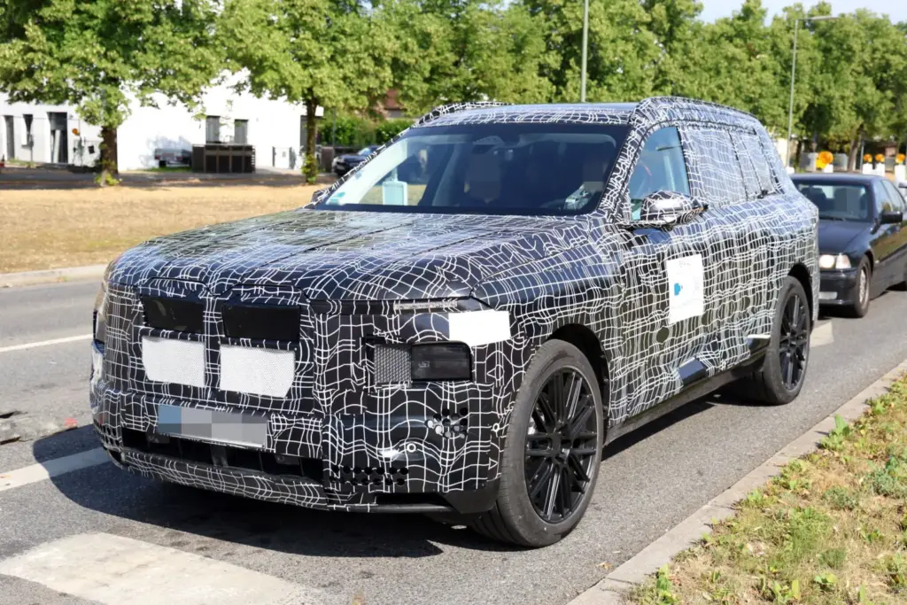 BMW IX7 6 Motor16