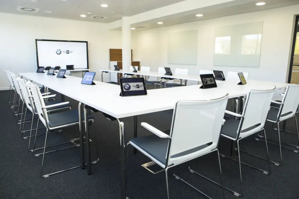BMW Training Center Madrid 1 Motor16