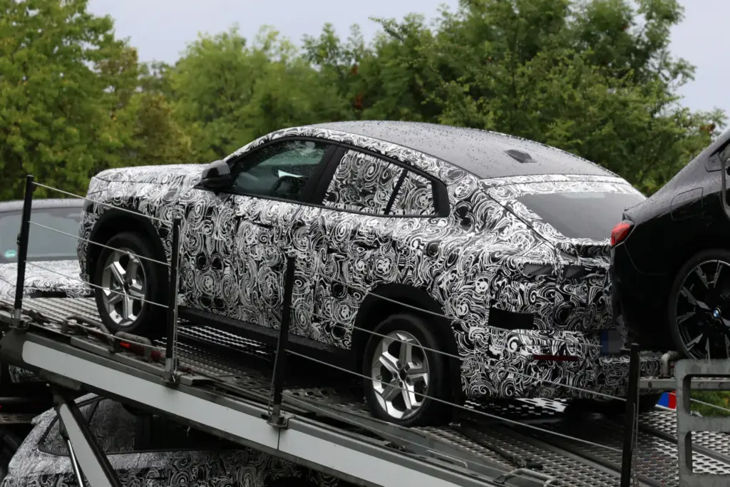 BMW X2 2027 espia 2 Motor16