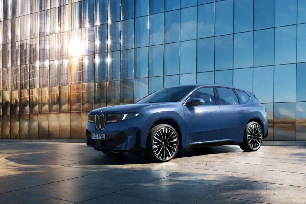 BMW iX3 40: el SUV eléctrico que acerca la tecnología Neue Klasse al gran público 12 Motor16 BMW iX3 10 Motor16