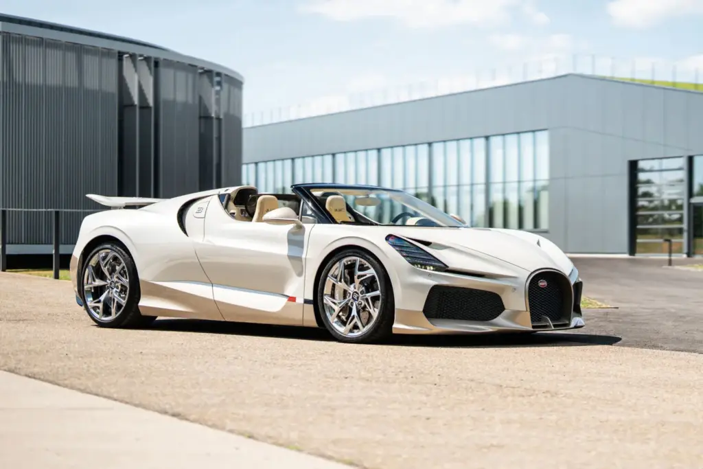 Bugatti dice adiós al W16 Mistral con el último de los 99 fabricados 1 Motor16 BUGATTI W16 MISTRAL FIN DE PRODUCCION 2 Motor16