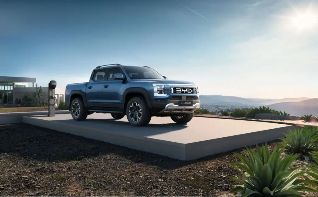 BYD SHARK: el pick-up híbrido enchufable que promete 90 km en modo eléctrico y 675 km de autonomía total 5 Motor16 BYD SHARK 2 Motor16