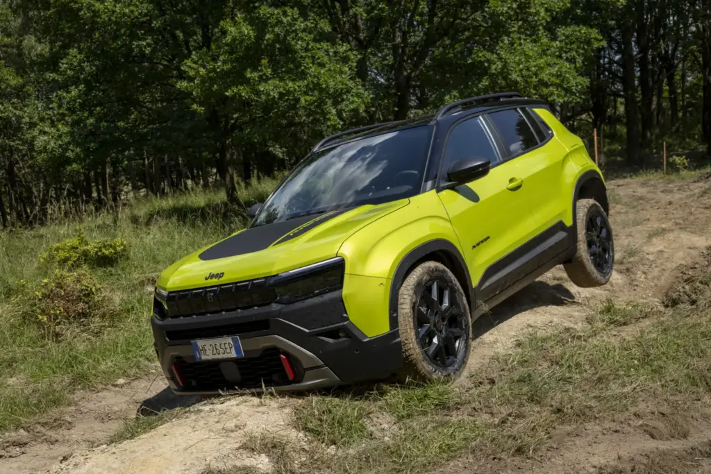 Probamos el nuevo Jeep Avenger 4xe en su faceta offroad más radical 11 Motor16 CA 0668 Motor16