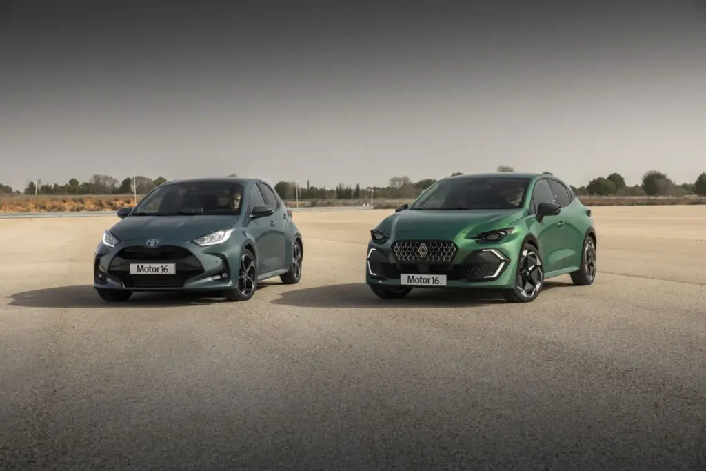 Comparativa Renault Clio Full Hybrid e-TECH Techno / Toyota Yaris Hybrid 130 Style 13 Motor16 Comparativa Renault Clio Toyota Yaris 2 Motor16