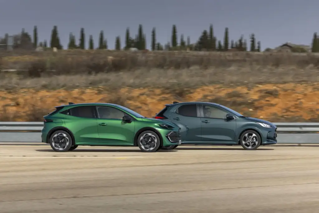 Comparativa Renault Clio Full Hybrid e-TECH Techno / Toyota Yaris Hybrid 130 Style 11 Motor16 Comparativa Renault Clio Toyota Yaris 4 Motor16