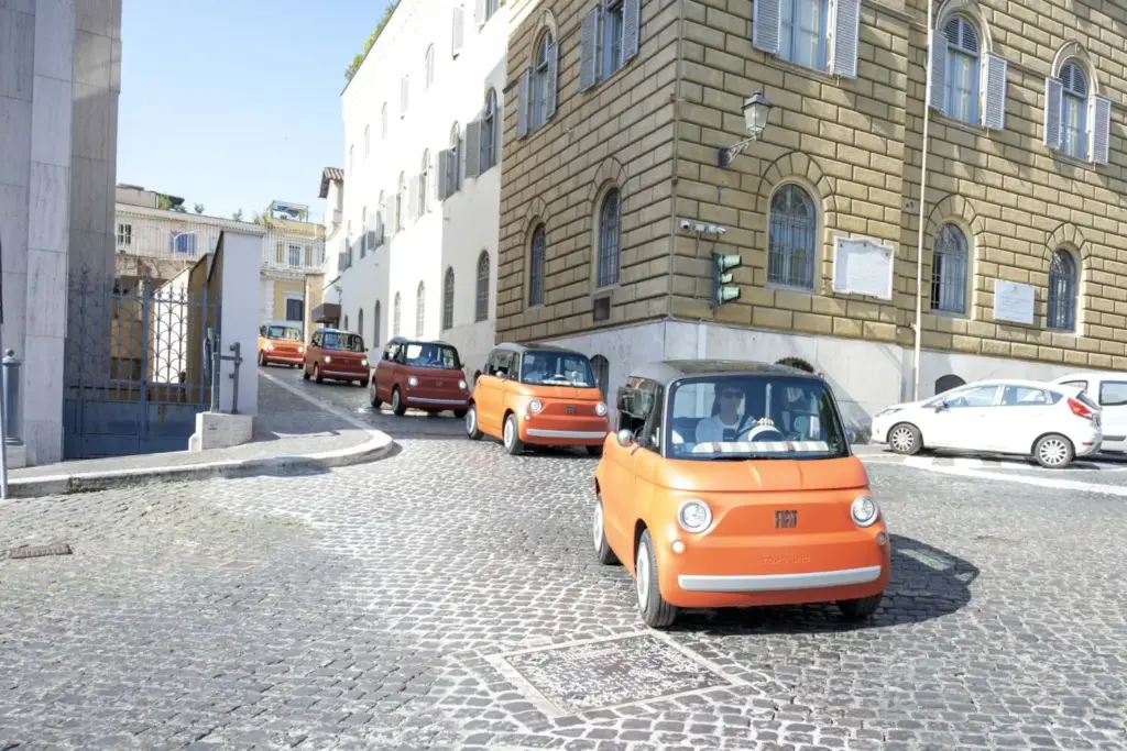 Conducimos un FIAT Topolino por las calles del Vaticano. Una experiencia (casi) religiosa 3 Motor16 Conducimos un FIAT Topolino por el Vaticano 3 Motor16