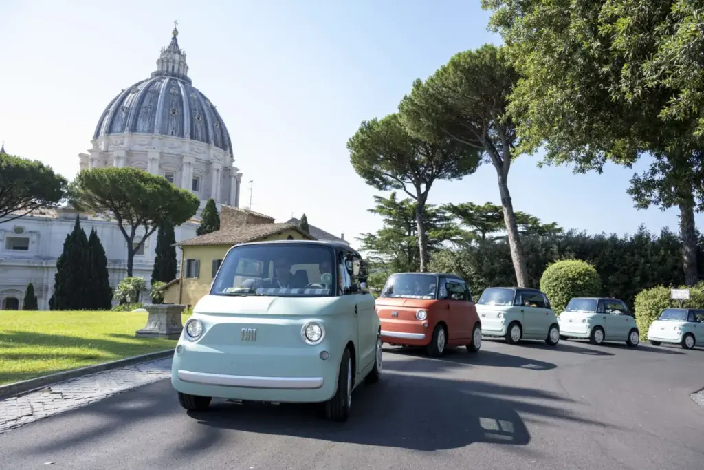 Conducimos un FIAT Topolino por las calles del Vaticano. Una experiencia (casi) religiosa 10 Motor16 Conducimos un FIAT Topolino por el Vaticano 5 Motor16