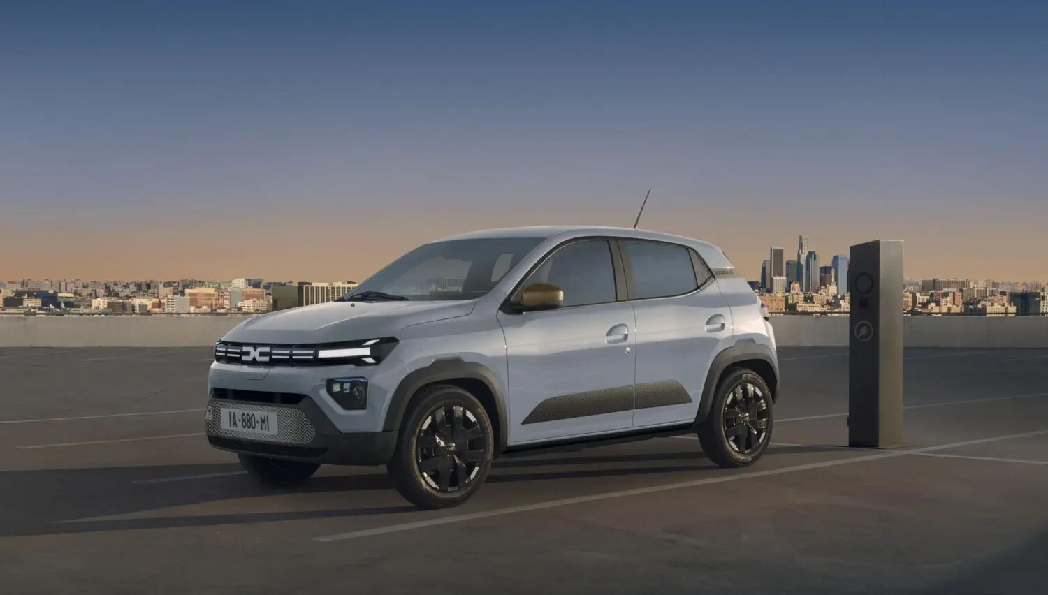 El Dacia Spring se convierte en el coche más barato de Reino Unido en 2026 por 11.990 libras