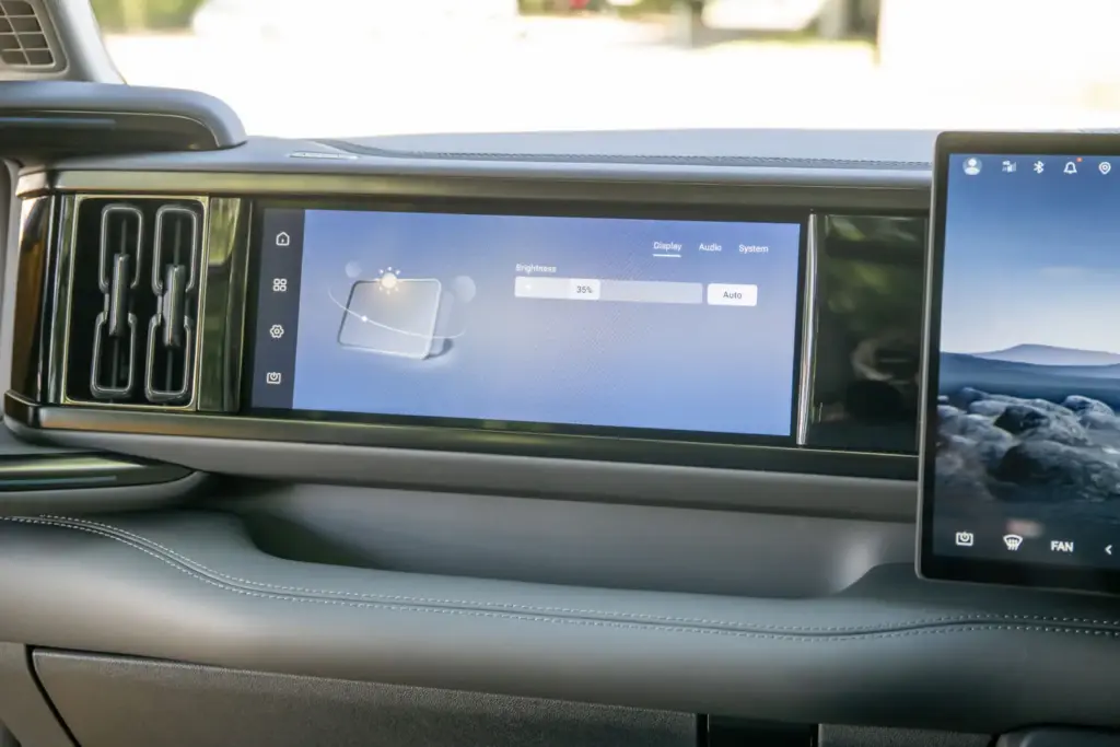 DENZA BAO 5: SUV, híbrido enchufable con 544 CV, todoterreno de verdad y sello premium 16 Motor16 DENZA BAO 5 29 Motor16