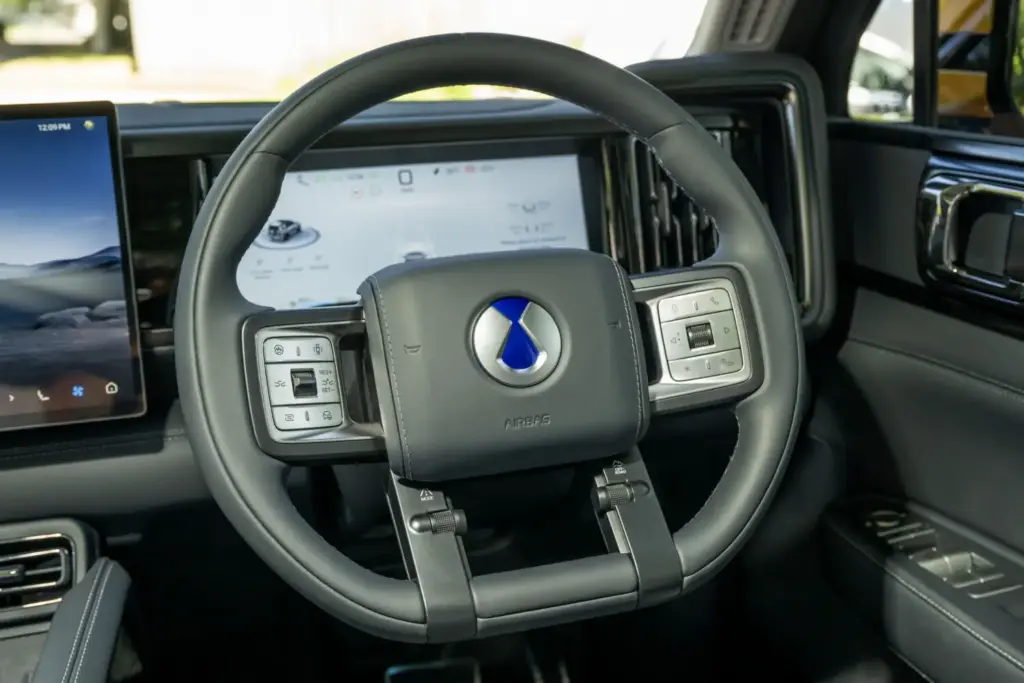 DENZA BAO 5: SUV, híbrido enchufable con 544 CV, todoterreno de verdad y sello premium 20 Motor16 DENZA BAO 5 33 Motor16