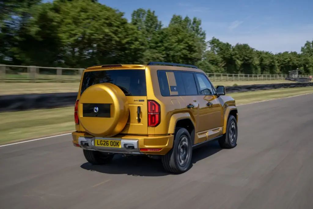 DENZA BAO 5: SUV, híbrido enchufable con 544 CV, todoterreno de verdad y sello premium 32 Motor16 DENZA BAO 5 58 Motor16