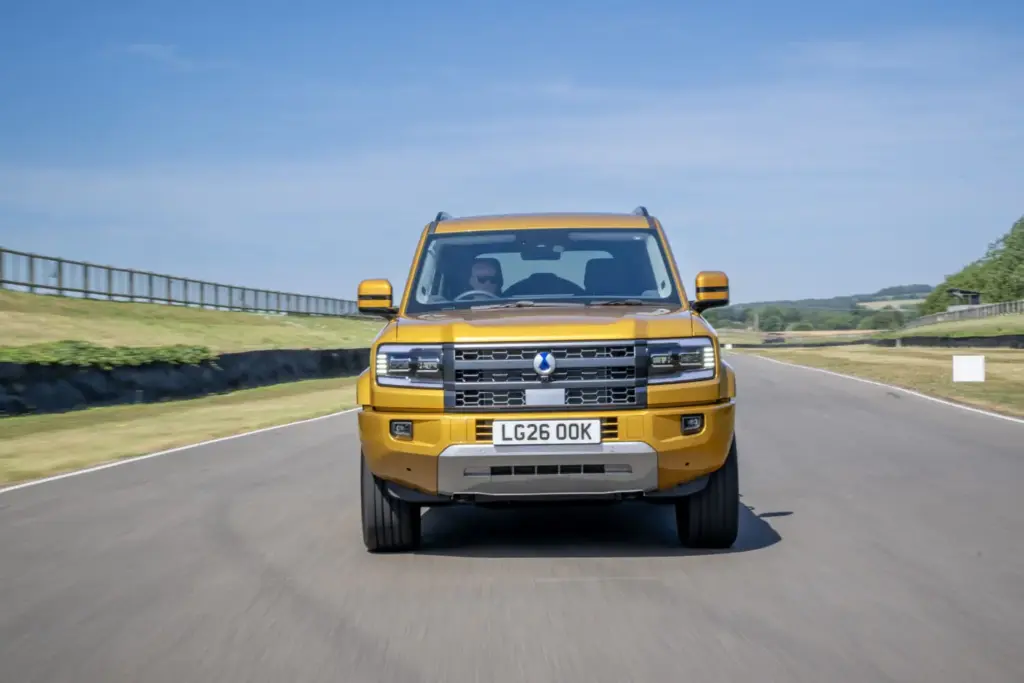 DENZA BAO 5: SUV, híbrido enchufable con 544 CV, todoterreno de verdad y sello premium 34 Motor16 DENZA BAO 5 63 Motor16