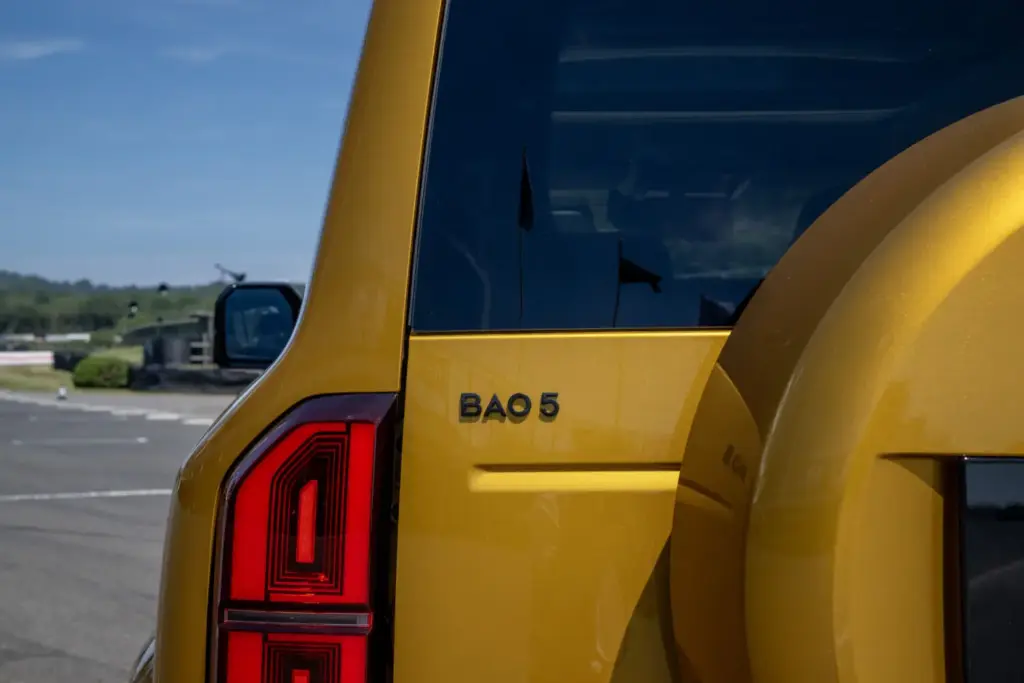 DENZA BAO 5: SUV, híbrido enchufable con 544 CV, todoterreno de verdad y sello premium 35 Motor16 DENZA BAO 5 70 Motor16