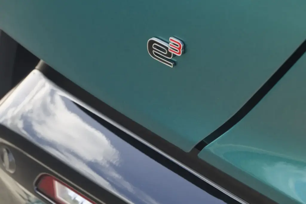 DENZA Z9GT Detalles 6 Motor16