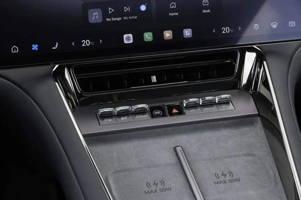 DENZA Z9GT Interior 14 Motor16