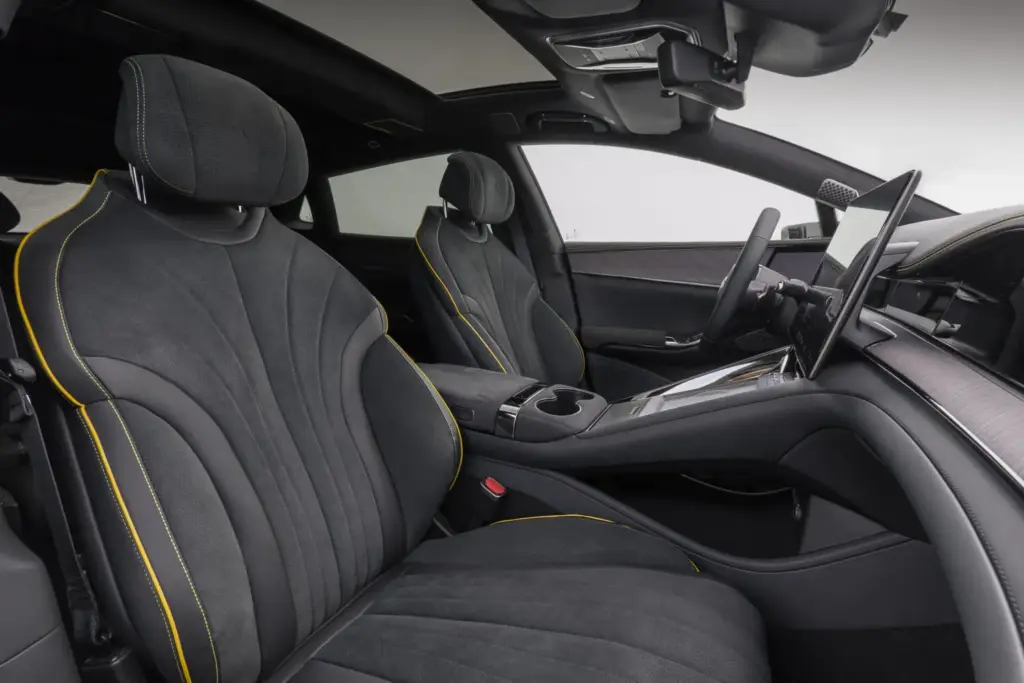 DENZA Z9GT Interior 6 Motor16