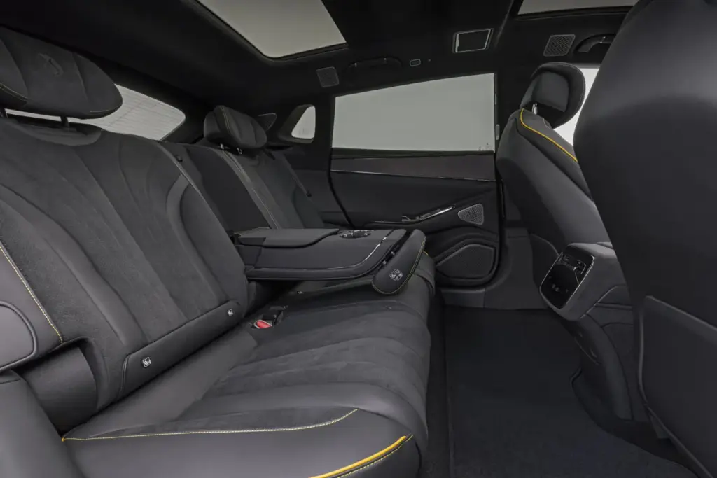DENZA Z9GT Interior 8 Motor16