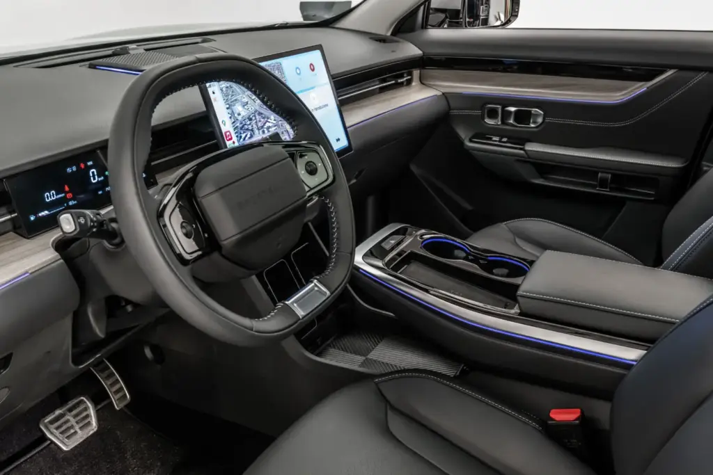DR Automobiles lanza en España la nueva familia Sportequipe: tres SUV de combustión con alternativa de GLP 22 Motor16 DR S6 GT 18 Motor16