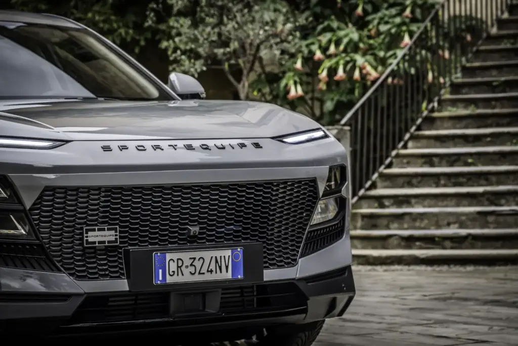 DR Automobiles lanza en España la nueva familia Sportequipe: tres SUV de combustión con alternativa de GLP 7 Motor16 DR S6 GT 3 Motor16