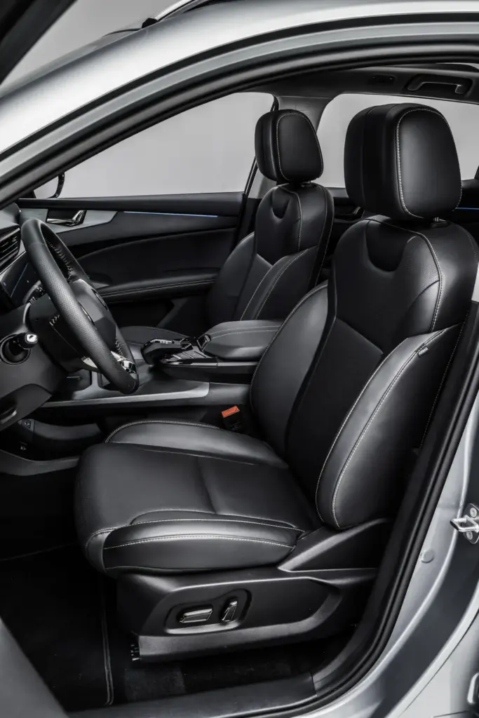DR Automobiles lanza en España la nueva familia Sportequipe: tres SUV de combustión con alternativa de GLP 33 Motor16 DR S8 GTC 4 Motor16