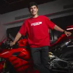Ducati sortea una Panigale V2 firmada por Marc Márquez y un día de entrenamiento junto al piloto: ¿Cómo participar?