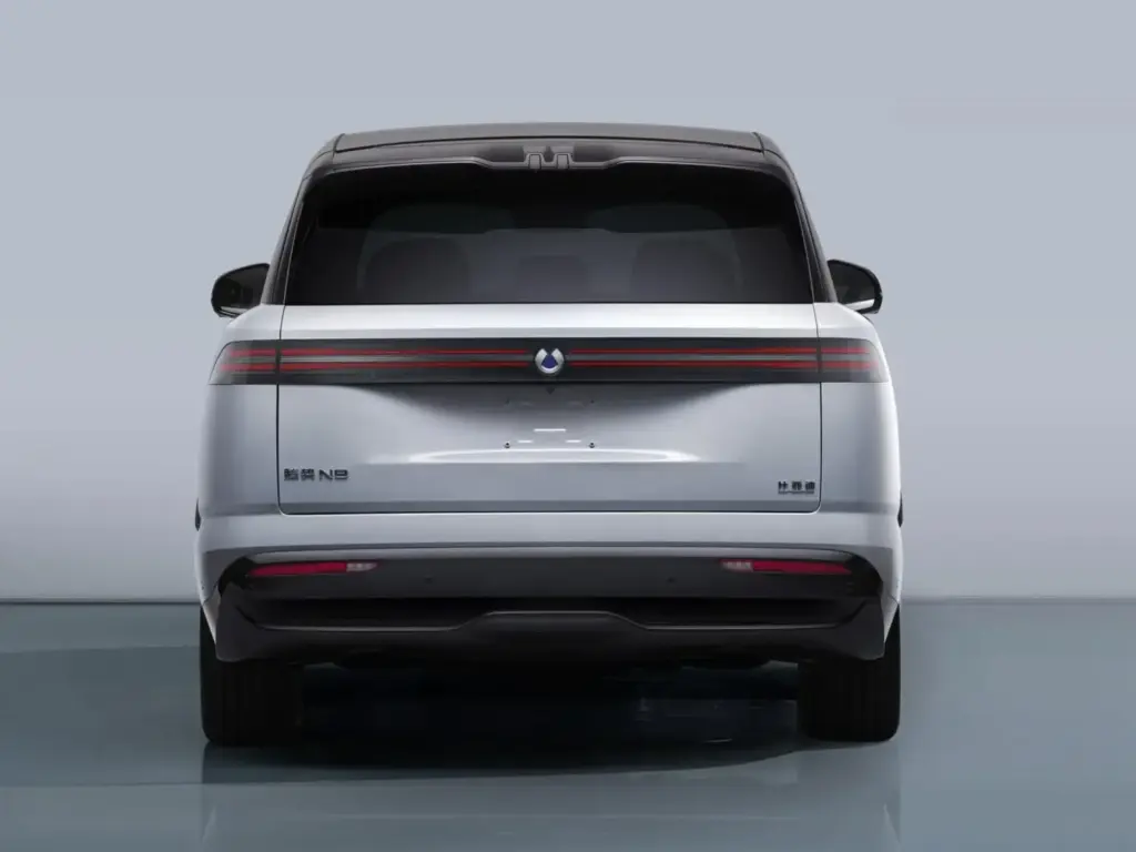 Denza N8: El SUV que eclipsa las cifras de los Ferrari más poderosos del panorama actual 9 Motor16 Denza N8 008 1536x1152 1 Motor16