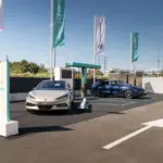 BYD ya supera las 10.000 estaciones de carga ultrarrápida de hasta 1.500 kW en China y debe duplicarlas antes de 2026