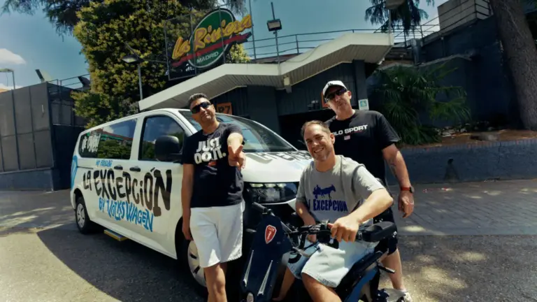 Volkswagen Caravelle: una furgoneta adaptada a las necesidades del Langui y su banda