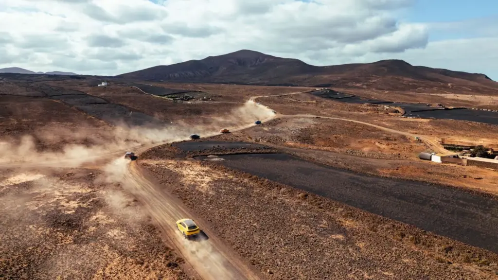 Esperienza Lamborghini 2026: 22 aventuras en cinco continentes para conducir por los rincones más espectaculares del planeta 14 Motor16 ESPERIENZA LAMBORGHINI10 AVVEMTURA LANZAROTE Motor16