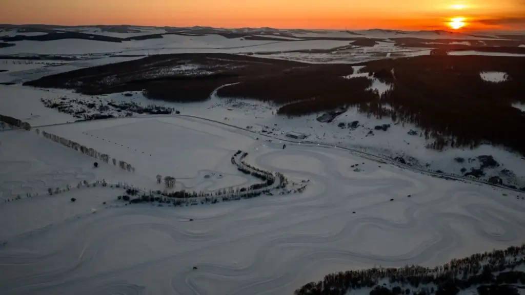 Esperienza Lamborghini 2026: 22 aventuras en cinco continentes para conducir por los rincones más espectaculares del planeta 15 Motor16 ESPERIENZA LAMBORGHINI11 neve mongolia Motor16