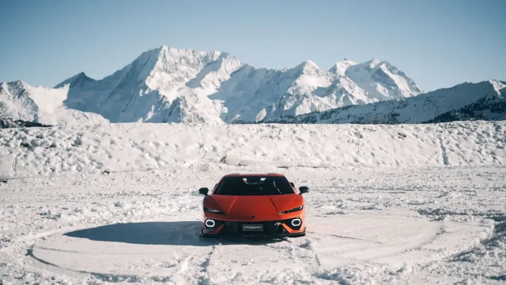 Esperienza Lamborghini 2026: 22 aventuras en cinco continentes para conducir por los rincones más espectaculares del planeta 6 Motor16 Esperienza Lamborghini