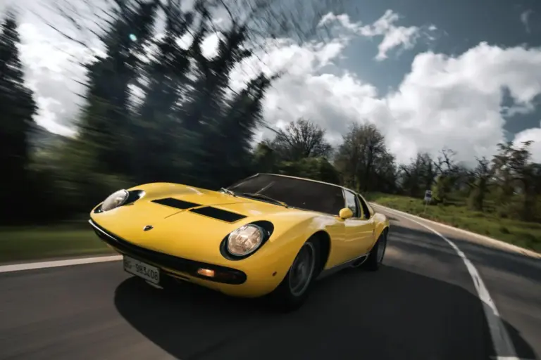 Lamborghini Miura SV: el V12 que convirtió el apellido Super Veloce en una leyenda