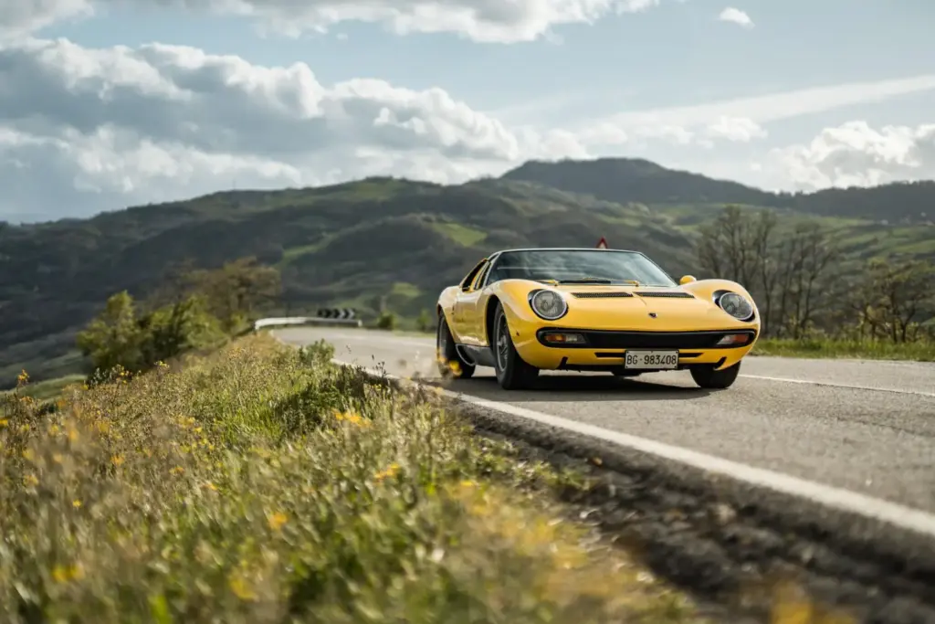 El Lamborghini Miura SV cumple 55 anos 9 Motor16