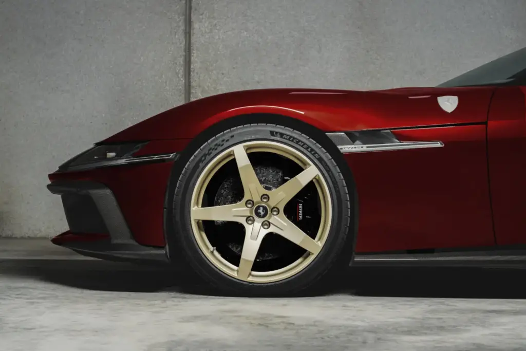 Ferrari resucita la palanca: el 12Cilindri Manuale reinventa el cambio manual en la era electrónica 32 Motor16 FERRARI 12CILINDRI MANUALE 29 Motor16