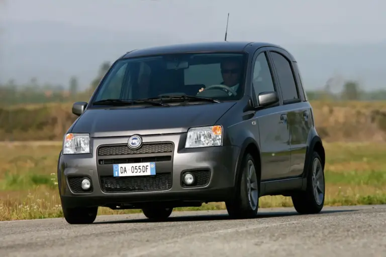 Futuros clásicos: los 20 modelos de los 90 y 2000 que cotizan al alza según Autocar