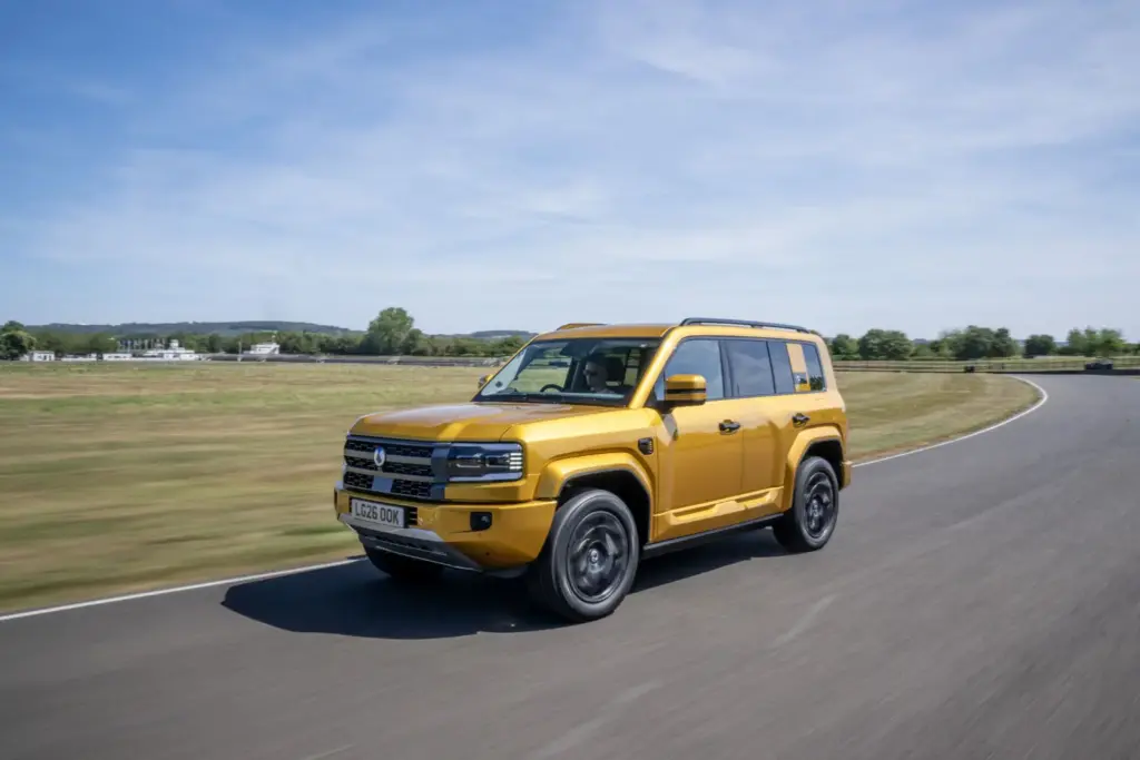 DENZA BAO 5: así es el SUV híbrido enchufable que lleva la tecnología todoterreno de BYD a lo más alto 20 Motor16 FOTOS DENZA BAO 5 19 Motor16