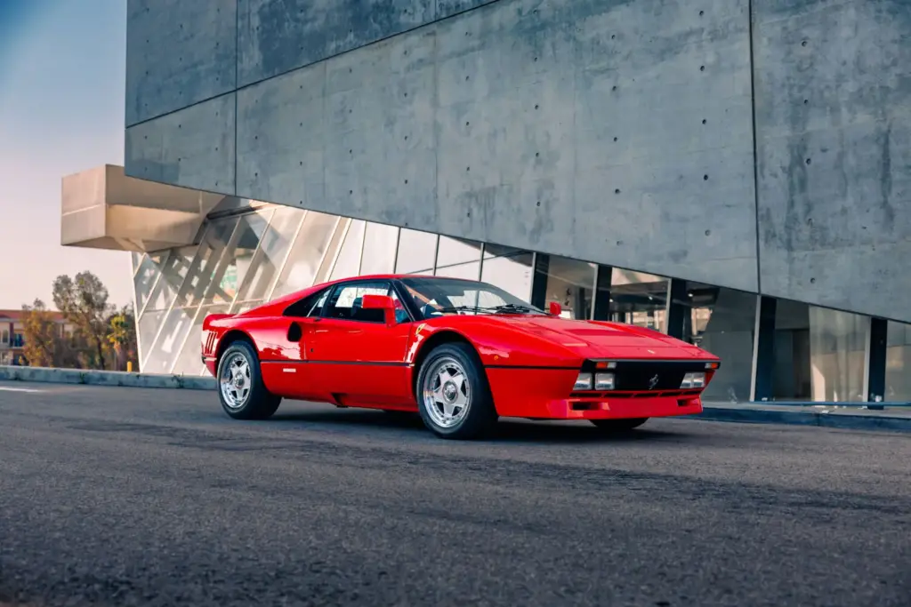 Un Ferrari 288 GTO de 1985 casi a estrenar va a por el récord en Monterrey