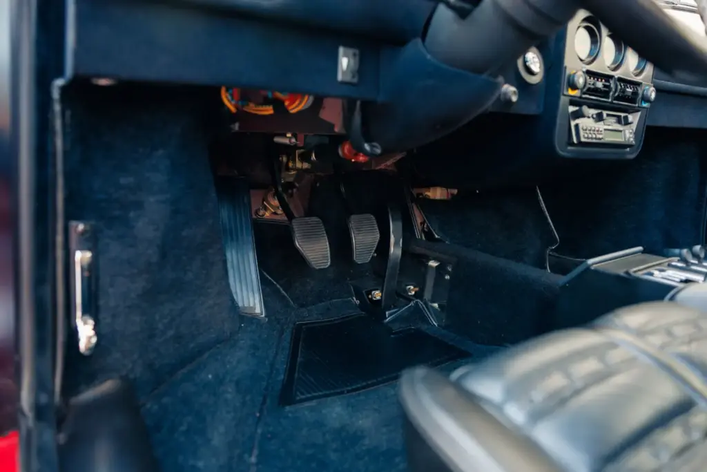 Ferrari 288 GTO 1985 subasta rm sothebys monterey 2026 19 Motor16