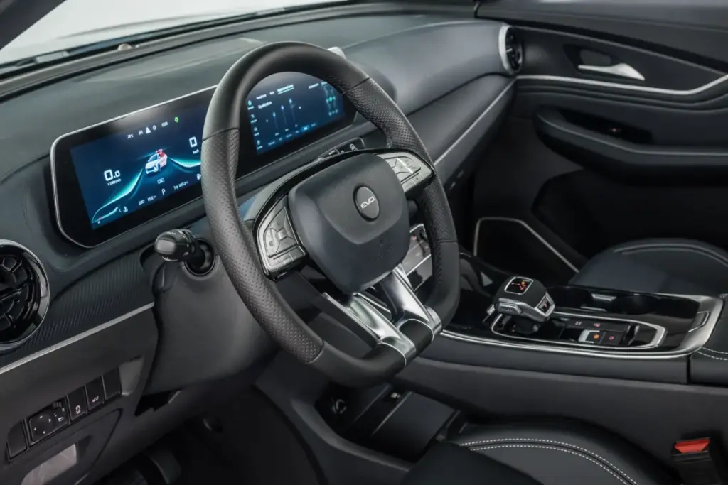 EVO 6 HEV: el SUV híbrido con etiqueta ECO que completa la gama de la marca italiana desde 29.900 euros 5 Motor16 Fotos EVO 6 HEV 2 Motor16
